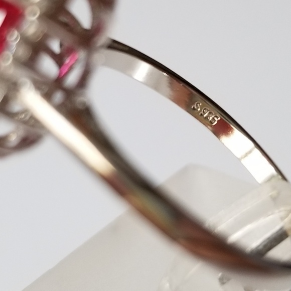 That Ruby Ring - Picture 7 of 9